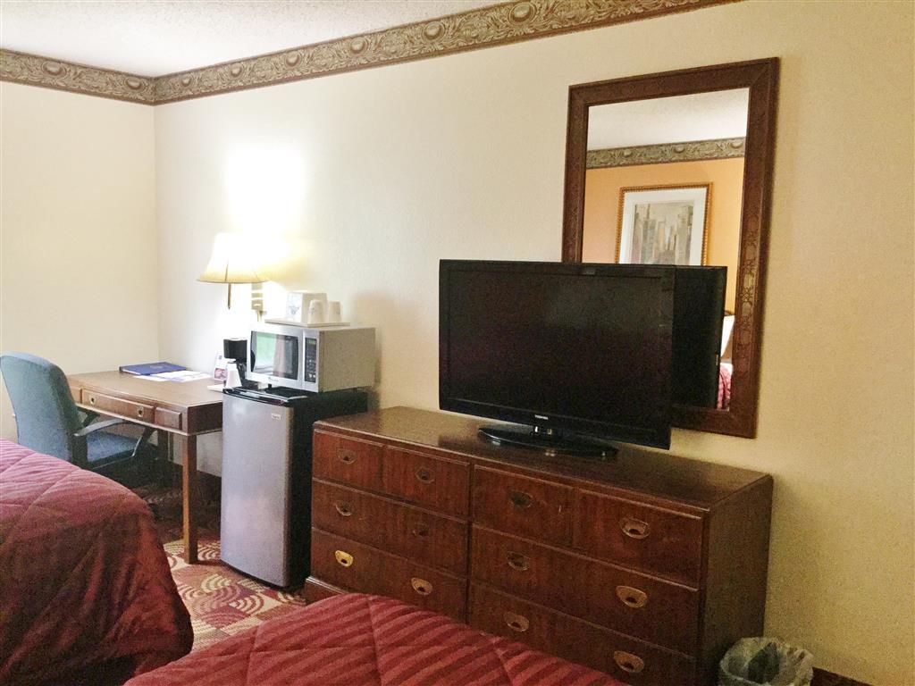 Super 8 By Wyndham Lake Of The Ozarks Eldon Pokoj fotografie